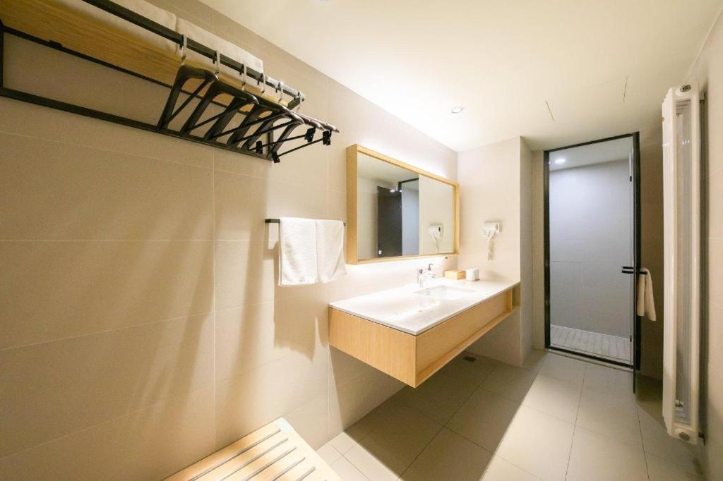 Ji Hotel Beijing Tiantan Экстерьер фото